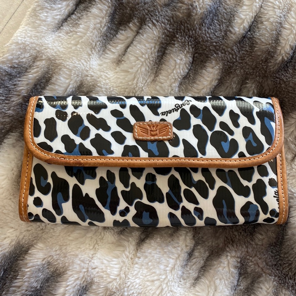 Consuela clutch wallet